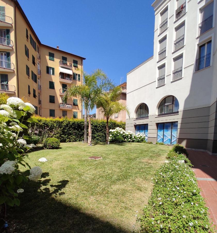 Pama Mar Apartment Imperia Bagian luar foto