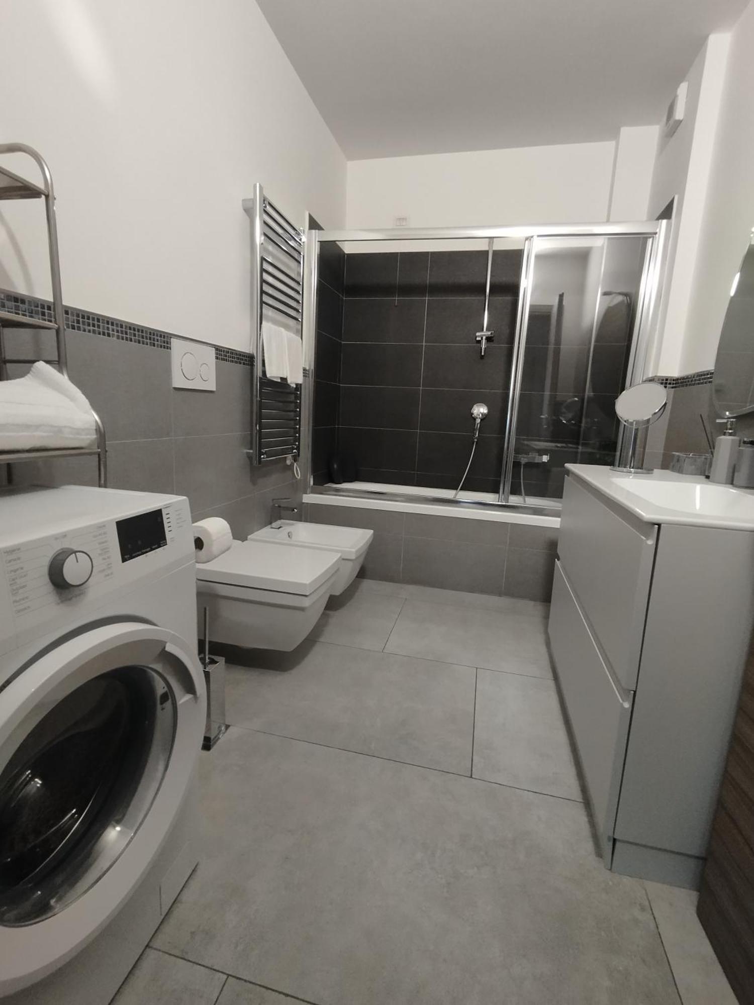 Pama Mar Apartment Imperia Bagian luar foto